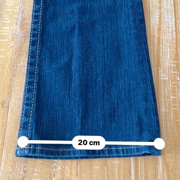 Classic Blue Womens Jeans - Picture 7 of 9